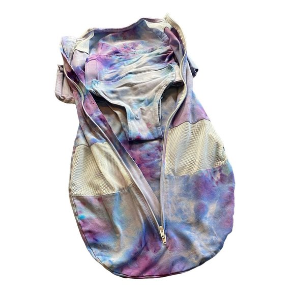 Tie Dyed Snoo Sleep Sack Swaddler || Large - Picture 4 of 4